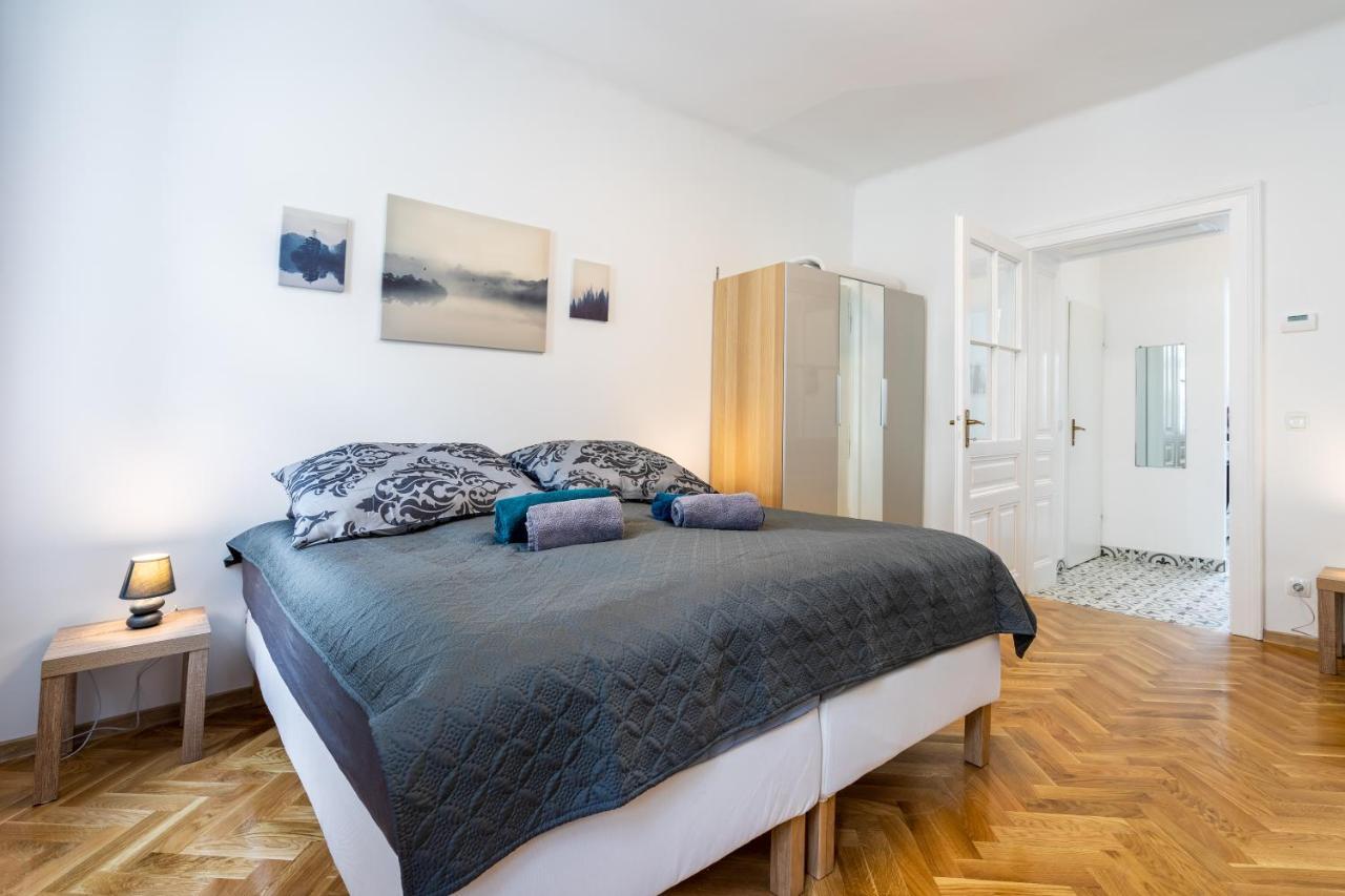 Revliving Apartments Eggenburg Esterno foto